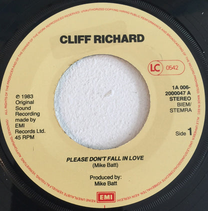 Cliff Richard : Please Don't Fall In Love (7", Single)