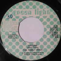 Family Dogg : Arizona (7", Single)