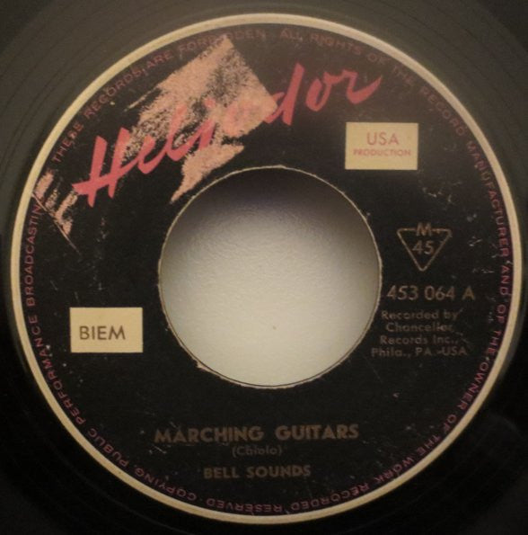 Bell Sounds : Marching Guitars / Chloe (7")