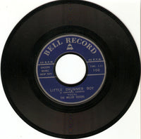 Miller Sisters (2) / The Playmakers : Little Drummer Boy / The Chipmunk Song (7", Single)