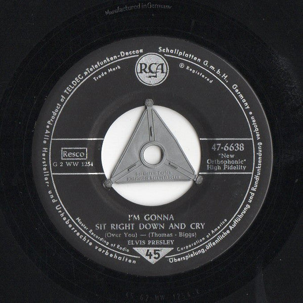 Elvis Presley : I'll Never Let You Go / I'm Gonna Sit Right Down And Cry Over (7", Single)