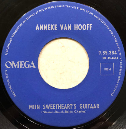 Anneke Van Hooff (2) : Mijn Sweetheart's Guitaar (7", Single)