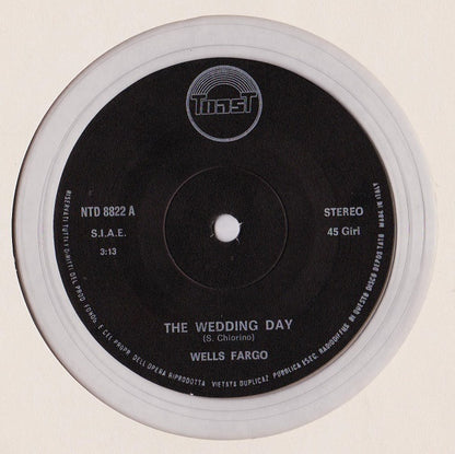 Wells Fargo (3) : Pictured (7", Cle)