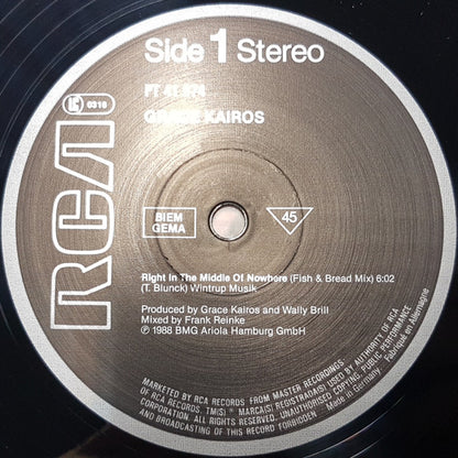 Grace Kairos : Right In The Middle Of Nowhere (12", Maxi)