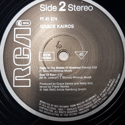 Grace Kairos : Right In The Middle Of Nowhere (12", Maxi)