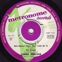 Lonnie Donegan's Skiffle Group : Donegan On Stage (Lonnie Donegan At Conway Hall) (7", EP)