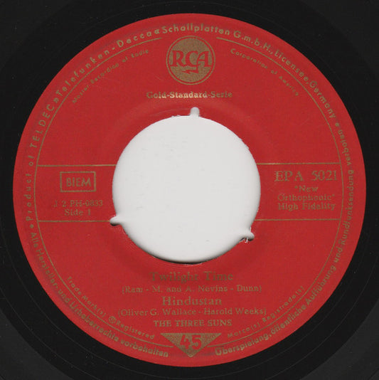 The Three Suns : The Three Suns (7", EP, Comp)