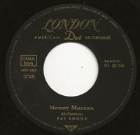 Pat Boone : Tie Me Kangaroo Down Sport / Memory Mountain (7", Single)