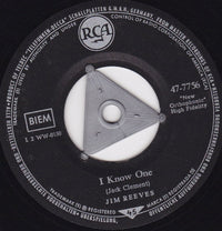 Jim Reeves : I Know One / I'm Gettin' Better (7", Single)