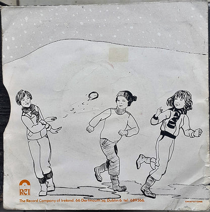 Blackthorn (4) : A Children's Winter (7", Single, Yel)