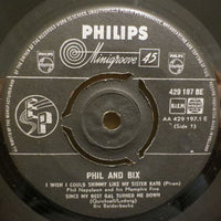 Phil Napoleon And His Memphis Five / Bix Beiderbecke : Phil And Bix (7", EP)