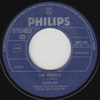 Shoreline (2) : Love Is All I Have To Give / Tiny Wrinkles (7", Single)