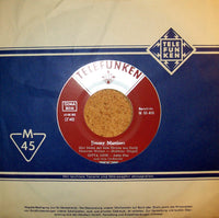 Gitta Lind : Highland-Pipers-Doodle-Band (Sonntags In Glasgow) (7", Single)