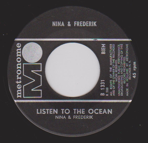 Nina & Frederik : Me Pet Parakeet / Listen To The Ocean (7", Single)