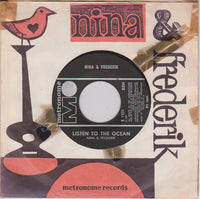 Nina & Frederik : Me Pet Parakeet / Listen To The Ocean (7", Single)